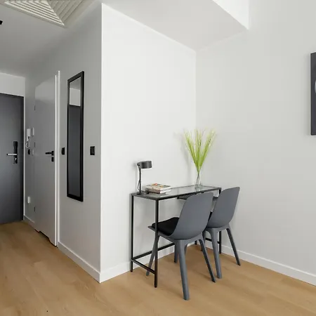 شقة Klimatyzowane W Samym Centrum Poznania - Plac Wolnosci By Renters