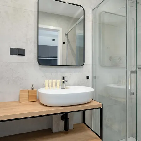 Klimatyzowane W Samym Centrum Poznania - Plac Wolnosci By Renters Apartman Poznań